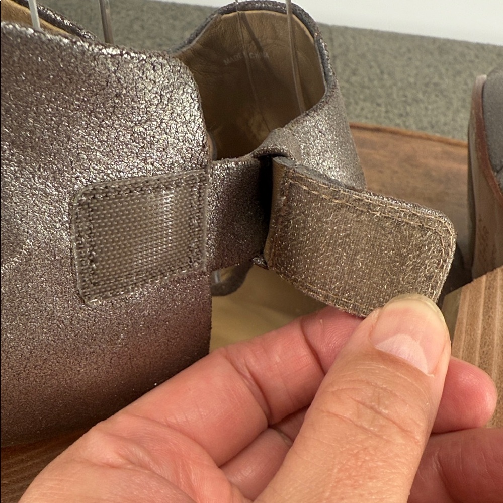 Eileen Fisher Sandals Wm 9.5 Iris Metallic Silver Leather Block Heel Pewter - Picture 8 of 14